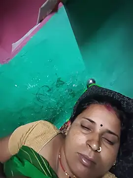 Snapshot of Reena_lodha chatting on 05.24.26 Reena lodha online show from 05.24.26