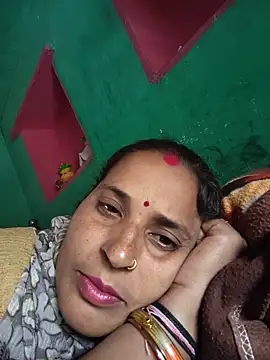 Snapshot of Reena_lodha chatting on 06.30.26 Reena lodha online show from 06.30.26