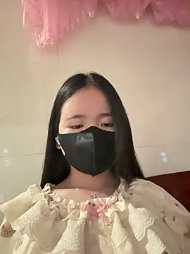 Gwen879 online show from 02.11.26