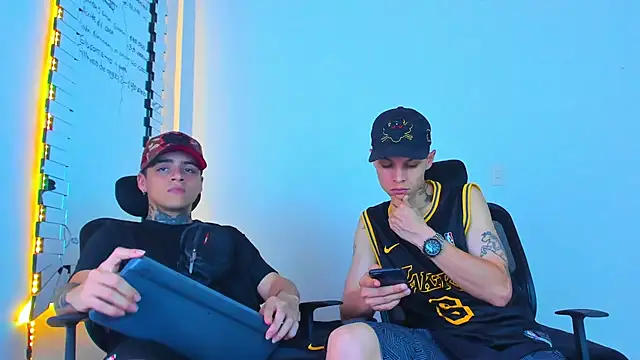 Thomas-Wil online show from 02.06.26