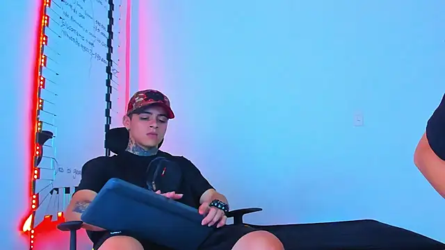 Thomas-Wil online show from 02.07.26