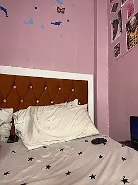 thakhiii3 online show from 02.18.26