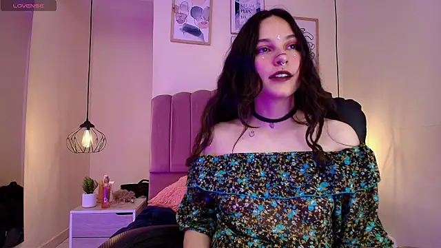 Snapshot of Hanabie_ chatting on 01.16.26 Hanabie online show from 01.16.26