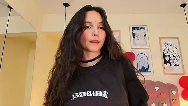 Snapshot of Hanabie_ chatting on 02.20.26 Hanabie online show from 02.20.26