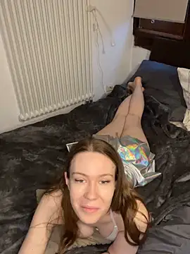 Snapshot of midnight_ballerina_ chatting on 02.22.26 midnight ballerina online show from 02.22.26