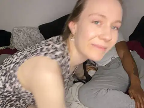 Snapshot of midnight_ballerina_ chatting on 03.10.26 midnight ballerina online show from 03.10.26