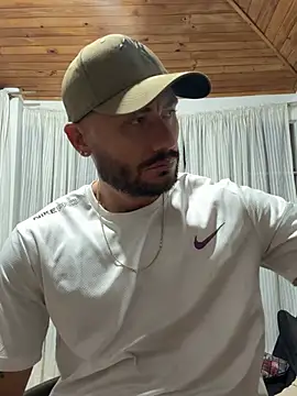 Snapshot of FrancoRossi_ chatting on 02.01.26 FrancoRossi online show from 02.01.26