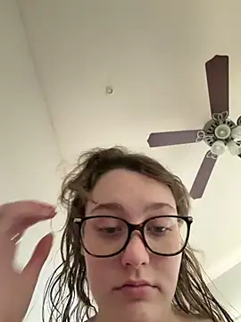 julia4thewin online show from 03.05.26