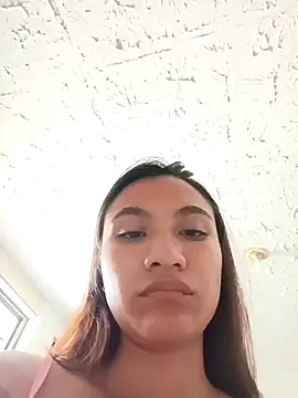 Snapshot of LeticiaHinkley chatting on 04.03.26 LeticiaHinkley online show from 04.03.26