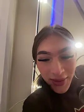lizz lunna online show from 04.28.26