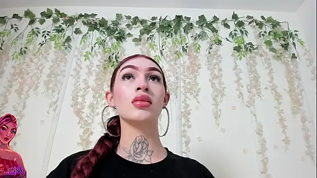 Snapshot of lizz_lunna chatting on 07.06.26 lizz lunna online show from 07.06.26