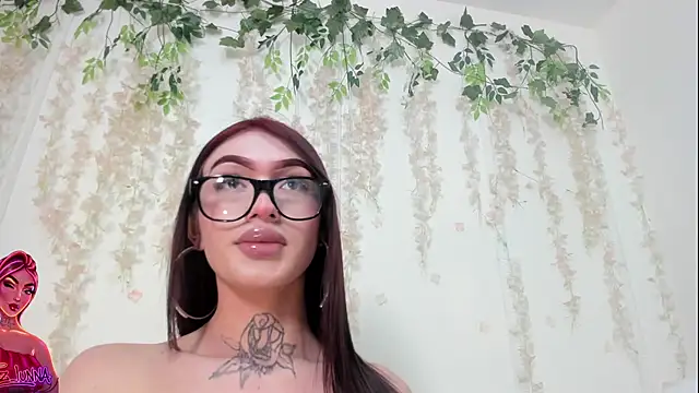 Snapshot of lizz_lunna chatting on 07.14.26 lizz lunna online show from 07.14.26