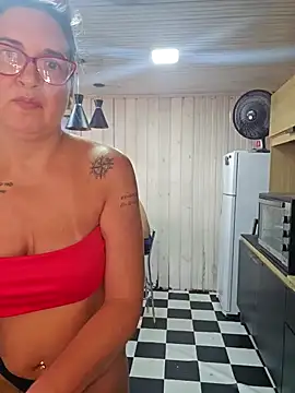 Snapshot of bellafortune69 chatting on 02.15.26 bellafortune69 online show from 02.15.26