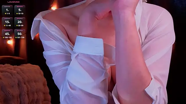 ShyniAlice online show from 03.02.26