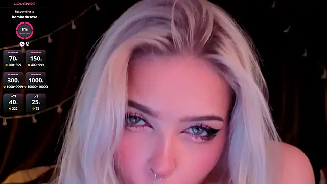 Snapshot of ShyniAlice chatting on 06.06.26 ShyniAlice online show from 06.06.26
