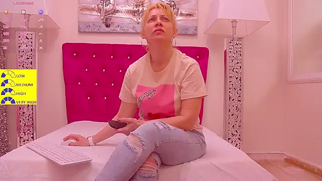 AmandaL1 online show from 05.11.26