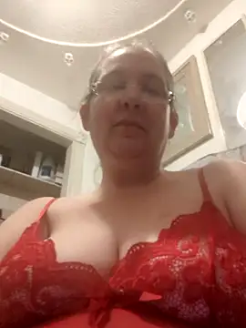 Snapshot of wetMoneybags chatting on 02.08.26 wetMoneybags online show from 02.08.26