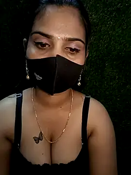 Snapshot of Nithyatamil chatting on 03.10.26 Nithyatamil online show from 03.10.26