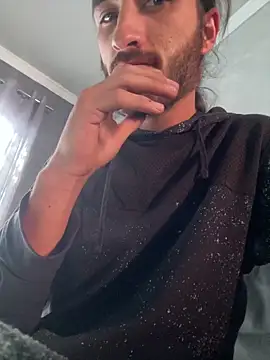 Brandy Mr-Whiskers online show from 04.28.26