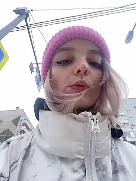 aka Blonde online show from 02.16.26