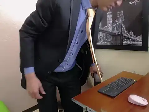 Oswalldo   online show from 02.17.26