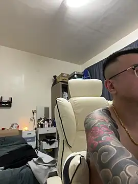 barry02082147 online show from 12.19.25