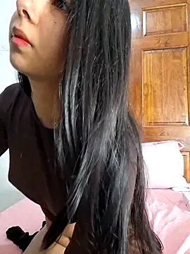 Snapshot of jade03_ chatting on 06.01.26 jade03 online show from 06.01.26