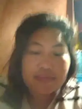 Snapshot of pinay_rose14 chatting on 04.08.26 pinay rose14 online show from 04.08.26