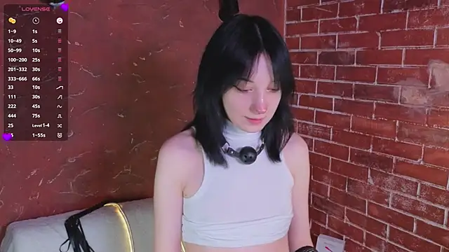 LisaBunnyy online show from 02.21.26