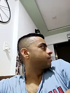 Snapshot of ashleellaunda7582 chatting on 04.01.26 ashleellaunda7582 online show from 04.01.26