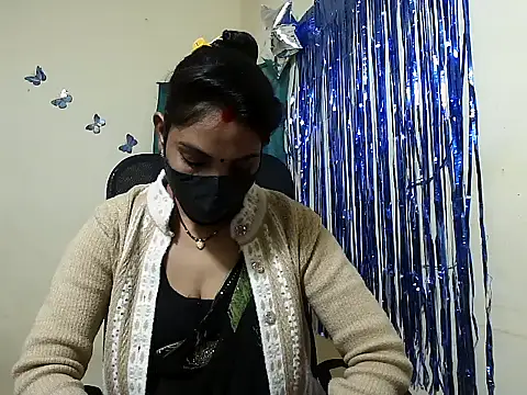 Snapshot of Shivani-Gupta chatting on 02.01.26 Shivani-Gupta online show from 02.01.26