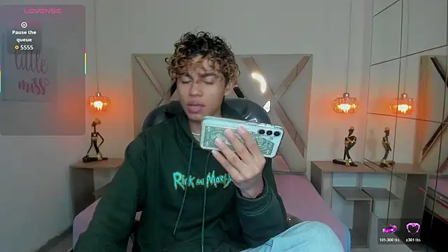Snapshot of Anyelo_Twink chatting on 05.18.26 Anyelo Twink online show from 05.18.26