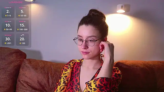 classy     online show from 02.17.26