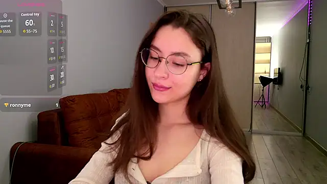 classy     online show from 04.28.26