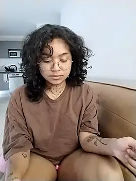 Snapshot of therealsun8 chatting on 02.06.26 therealsun8 online show from 02.06.26