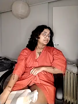 Snapshot of therealsun8 chatting on 02.09.26 therealsun8 online show from 02.09.26