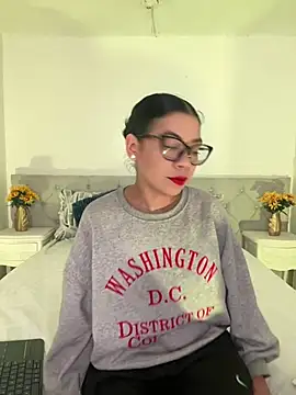 Little Lexyy online show from 06.10.26