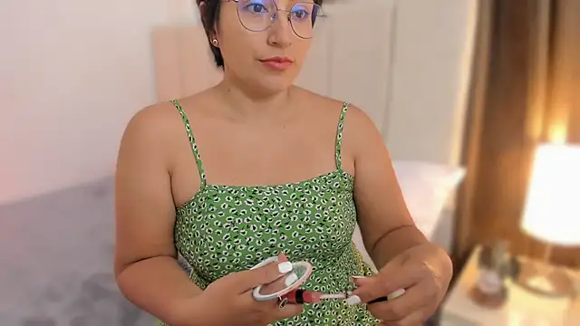 Snapshot of nathy_bush chatting on 03.05.26 nathy bush online show from 03.05.26