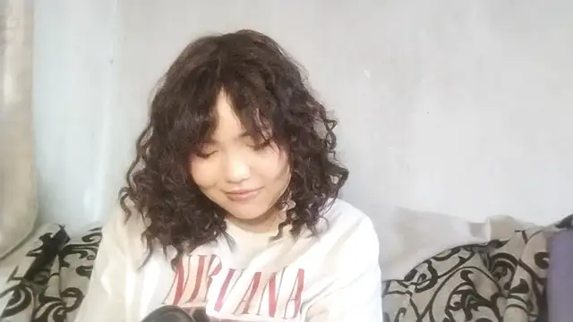 MollyAsian online show from 03.08.26