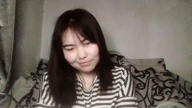 MollyAsian online show from 03.15.26