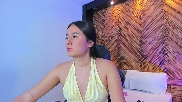 mia slora online show from 07.16.26
