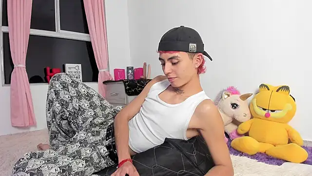 Maiky Cooper01 online show from 02.25.26