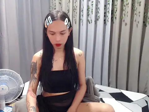 LOVELYMAYUMIE online show from 12.08.24