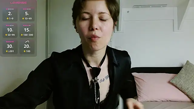 Alexxa XX online show from 03.04.26