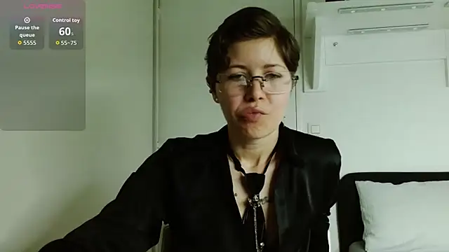 Alexxa XX online show from 03.06.26