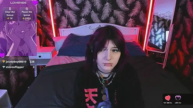 Ashley Veil online show from 04.21.26