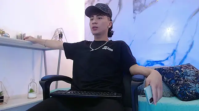 XanderGrey8 online show from 04.24.26