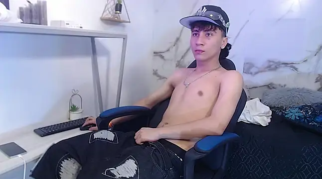 XanderGrey8 online show from 05.03.26