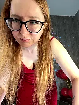 Snapshot of coy_girl_ chatting on 02.14.26 coy girl online show from 02.14.26