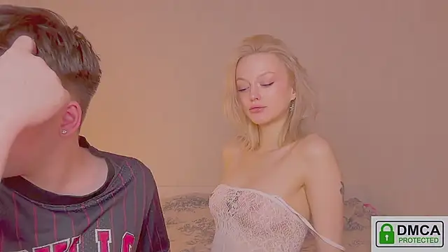 your molly mark  online show from 02.20.26